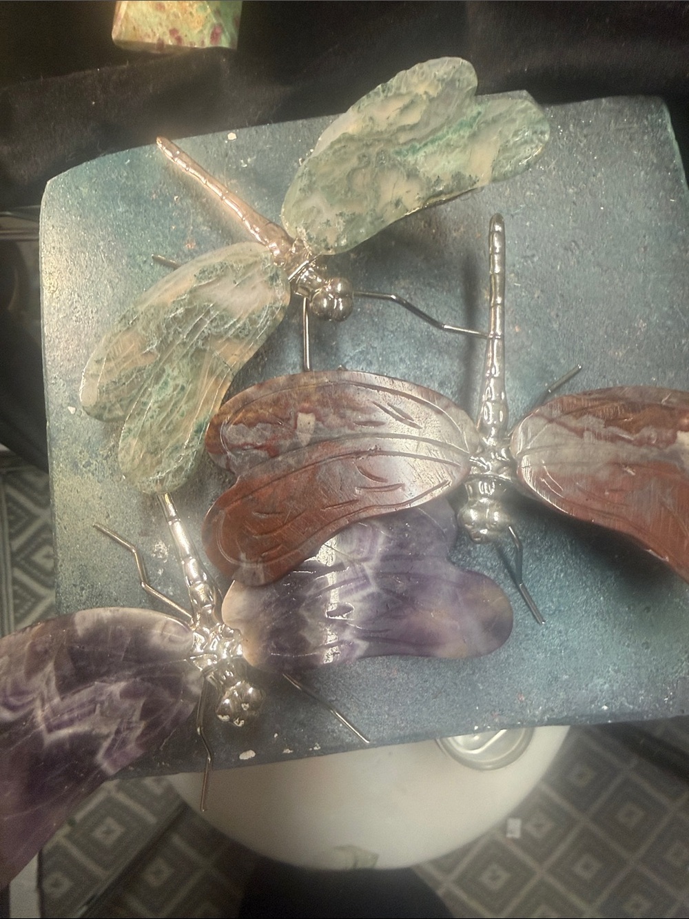 Dragon flies